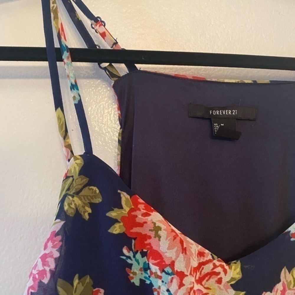 Floral High-Low Dress‎ - Picture 3 of 4